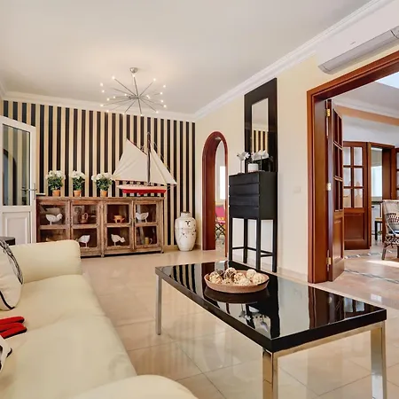Casa Elena 别墅 *